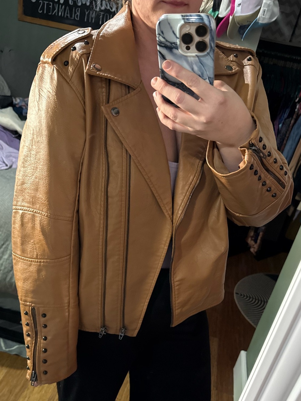 Colleen Lopez Tan Leather Moto Jacket with Stud Details - Picture 2 of 6
